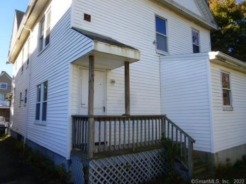 25 Deforest Ave, Bridgeport CT  06607-2414 exterior