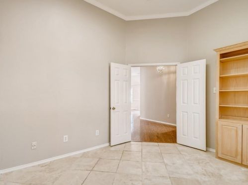 18640 Gibbons Dr, Dallas TX  75287-4042 exterior