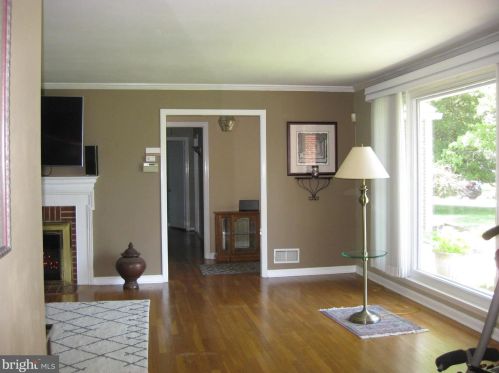 201 Gordy Pl, New Castle, DE 19720-4703
