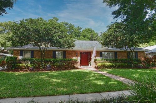 3524 Oakwater Pointe Dr, Orlando, FL 32812-7504