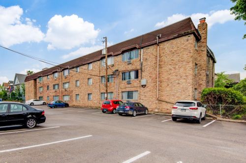 2446 Aldrich Ave, Minneapolis MN  55405-2966 exterior