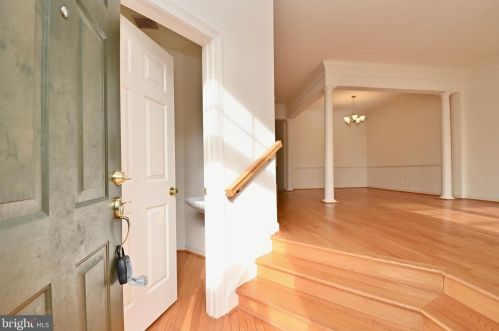 6236 Levi Ct, Springfield VA  22150-1190 exterior
