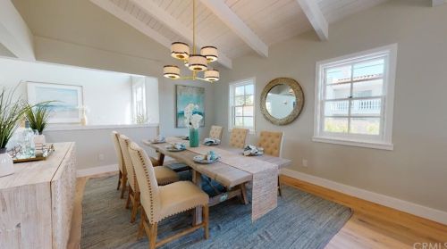 1657 Gates Ave, Manhattan Beach CA  90266-7028 exterior