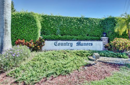 827 Meadowlark Ln, Delray Beach, FL 33445-1867