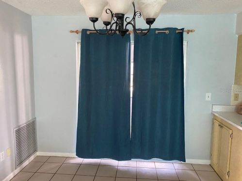 4706 Leucadendra Dr, Sebring FL  33872-1542 exterior