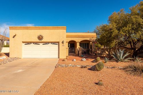 9220 Fostoria Dr, Tucson, AZ 85742-9448