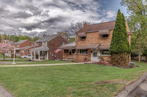 713 Pennwood Dr, Pittsburgh, PA 15235-4336