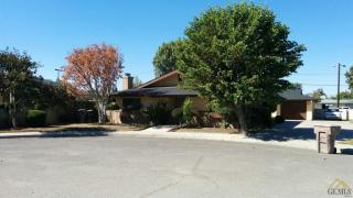2120 Roosevelt St, Bakersfield, CA 93304-2856