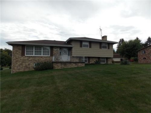 718 Valeria Dr, Canonsburg, PA 15317-1964
