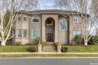 799 Crystal Springs Ln, Salem, OR 97303-3799