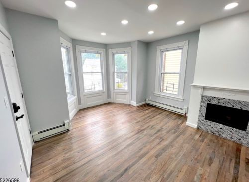 249 7th St, Paterson NJ  07508-2028 exterior