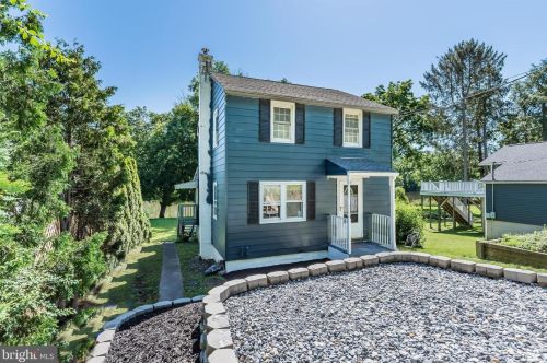 1039 Oyster Mill Rd, Camp Hill, PA 17011-1002