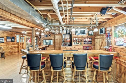 315 Bacon Rd, Red Lion PA  17356-8887 exterior