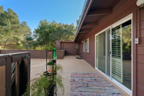 14981 Quito Rd, Saratoga CA  95070-6263 exterior