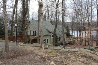 109 Birch Ledge Rd, Canadensis, PA 18325-4765