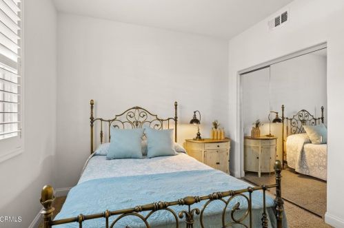 871 Coronado Cir, Santa Paula CA  93060-1666 exterior