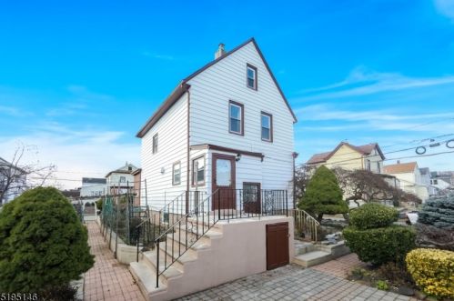 20 Jefferson Pl, Paterson NJ  07506-2528 exterior