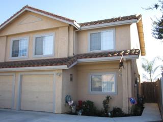 691 Las Palmas Dr, Hollister, CA 95023-4076