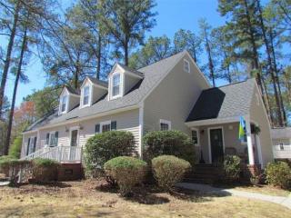 102 Woodhaven Rd, Greenville, NC 27834-6918
