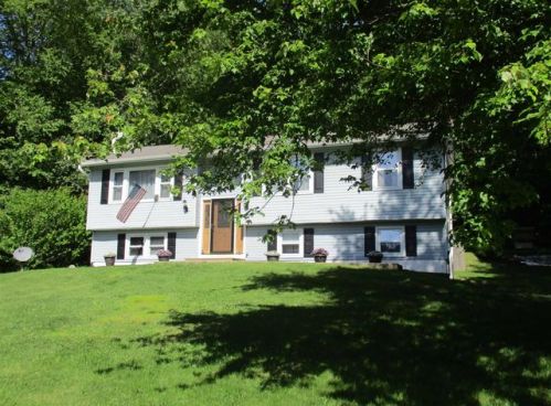 156 Lookout Pass, Stormville, NY 12582-5225
