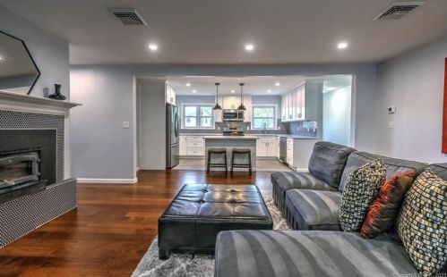 53 Fairfield St, Milford CT  06460-5149 exterior