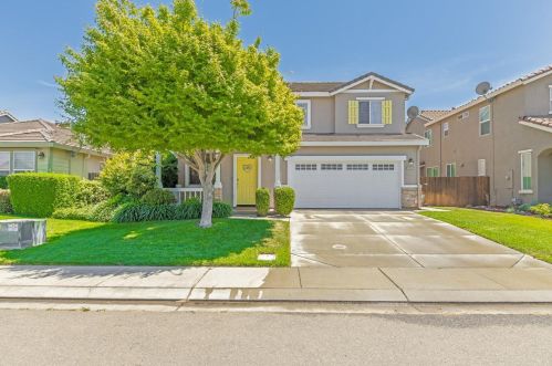 5452 Antique Rose Way, Riverbank, CA 95367-9587