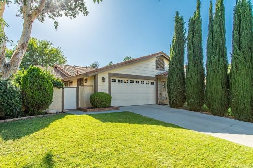 25825 El Gato Pl, Santa Clarita, CA 91355-2163