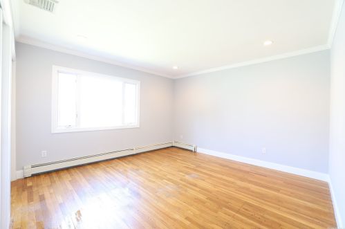 34 Gedney Way, White Plains NY  10605-2519 exterior