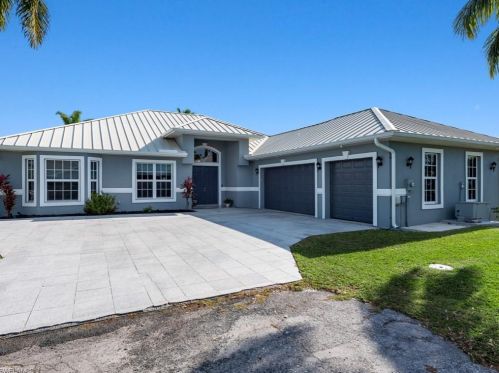 2343 27th St, Cape Coral, FL 33904-3364