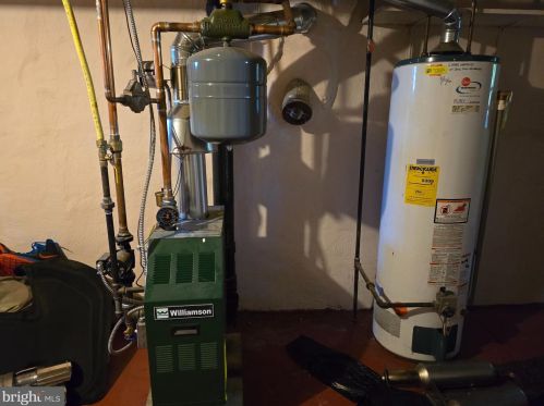 5437 Front St, Philadelphia PA  19120-2913 exterior