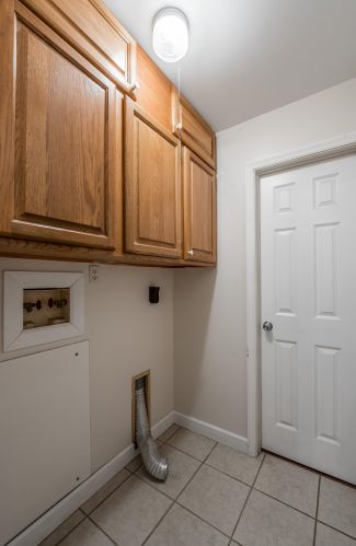1815 Nebraska Dr, Xenia OH  45385-4841 exterior