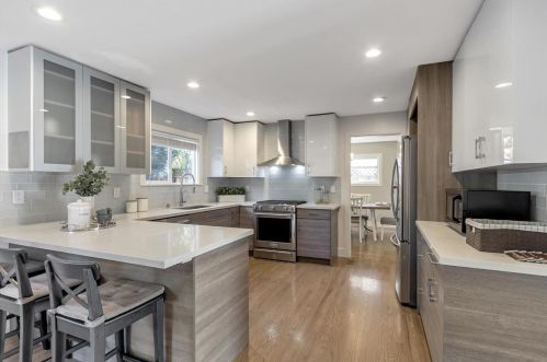 1685 Grizilo Dr, San Jose CA  95124-1920 exterior