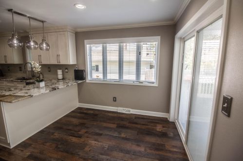 2424 Parnell Ave, Milwaukee WI 53221-4253 exterior