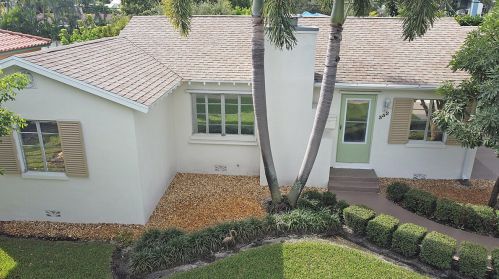 352 Palmetto St, West Palm Beach, FL 33405-4034