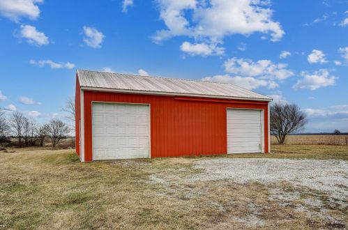 7115 Van Wagener Rd, London OH  43140-8425 exterior