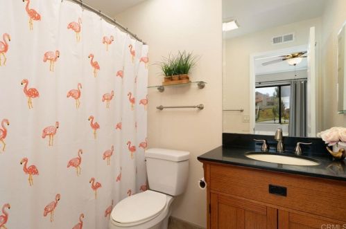 6868 Maple Leaf Dr, Carlsbad CA  92011-3947 exterior