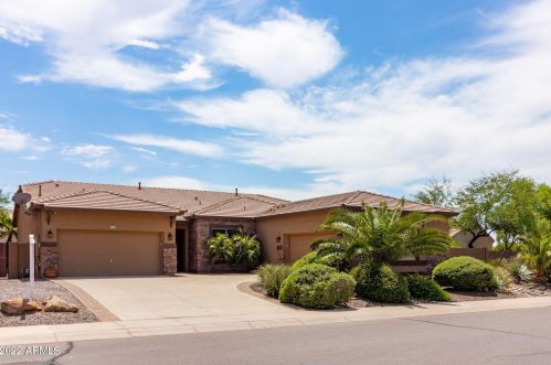 42095 Carlisle Ln, Maricopa, AZ 85138-3268