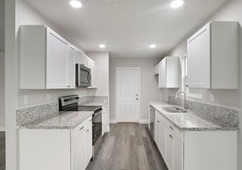 355 Linwood Ave, Turlock CA  95380-6315 exterior