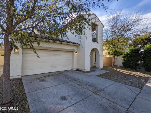 7327 Midway Ave, Glendale, AZ 85303-2555