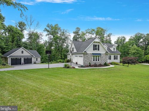 640 Yellow Hill Rd, Beartown, PA 17555-9332