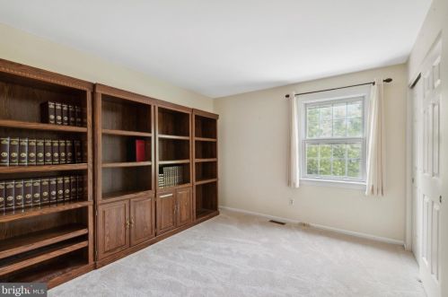 1526 Megan Cir, Blue Bell PA  19422-3625 exterior