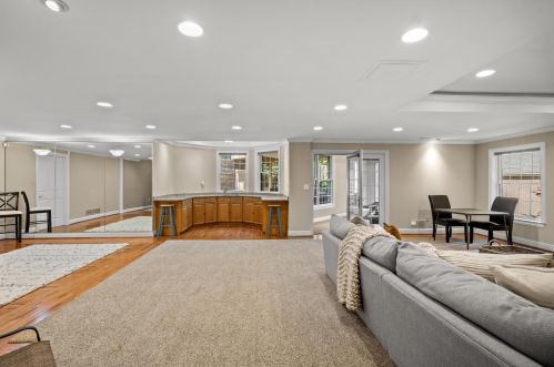 3466 Reeves Dr, Covington KY  41017-9436 exterior