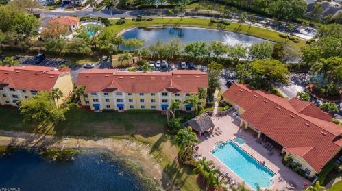 8304 Key Royal Cir, Naples FL  34119-6804 exterior