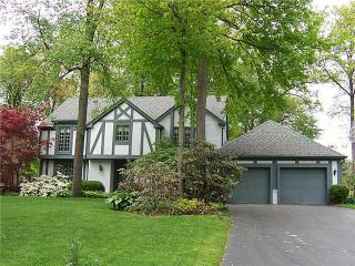 4510 Woodbriar Dr, Toledo, OH 43623-1544