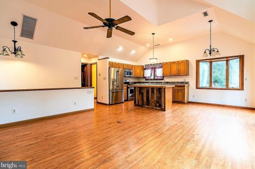 4940 Skippack Pike, Collegeville PA  19473-2049 exterior