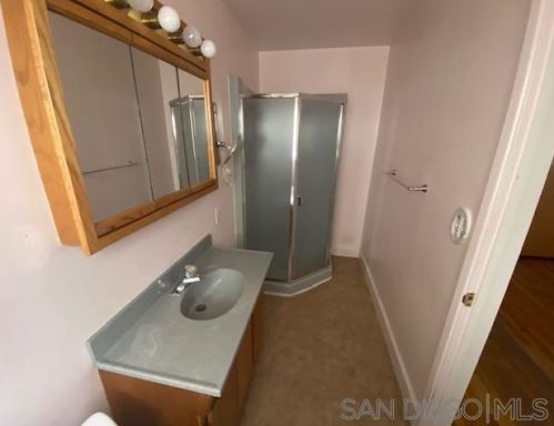 7608 El Paso St, La Mesa CA 91942-4304 exterior