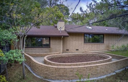 14 Service Cir, Oroville CA  95966-3715 exterior