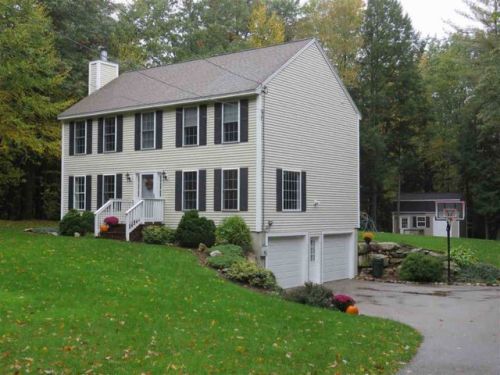 4 Lemon Tree Rd, Raymond, NH 03077-2002