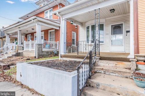 531 Herman Ave, Lemoyne PA  17043-1823 exterior