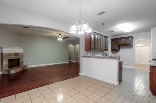 8514 Sports Haven Dr, Humble TX  77346-6000 exterior